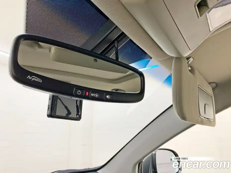 Chevrolet Captiva 2016 2.0 Автомат в Москве № 37021, фото 17