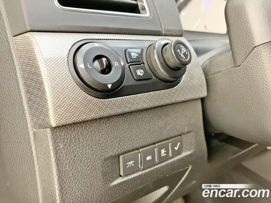 Chevrolet Captiva 2016 2.0 Автомат в Москве № 37021, фото 18