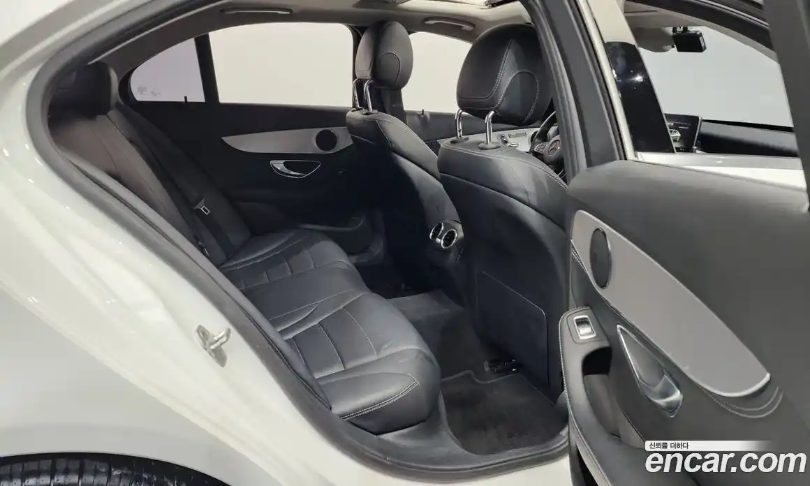 Mercedes-Benz C-Class 2016 2.0 Автомат в Москве № 372141, фото 12