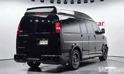 Chevrolet Express Van 2017 6.0 Автомат в Москве № 376212, миниатюра 2
