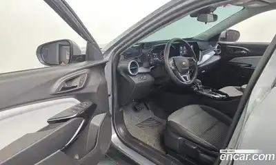 Chevrolet Trax 2024 1.2 Автомат в Москве № 39659, миниатюра 3