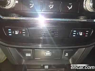 SsangYong TIBOLI 2022 1.5 Автомат в Москве № 410288, миниатюра 12