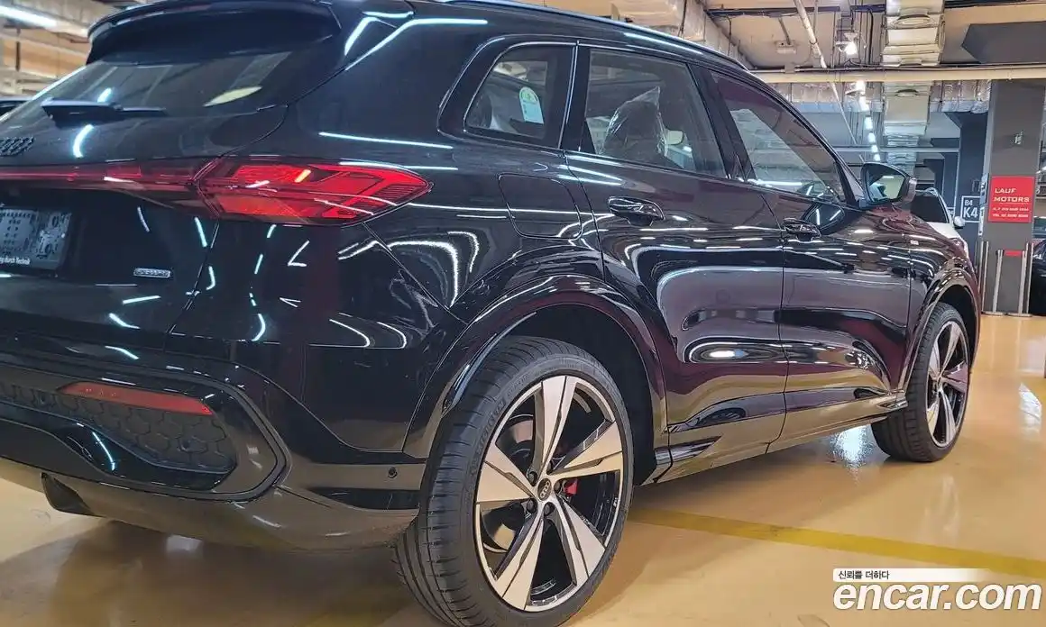 Audi Q5 2025 2.0 Автомат в Москве № 415104, фото 4