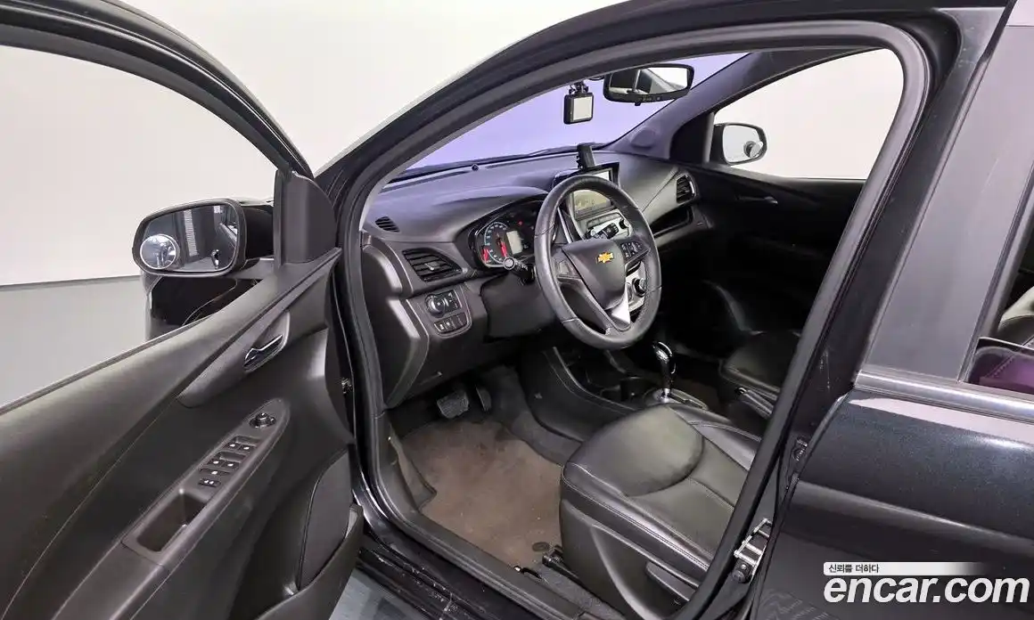 Chevrolet Spark 2016 1.0 Автомат в Москве № 41665, фото 16