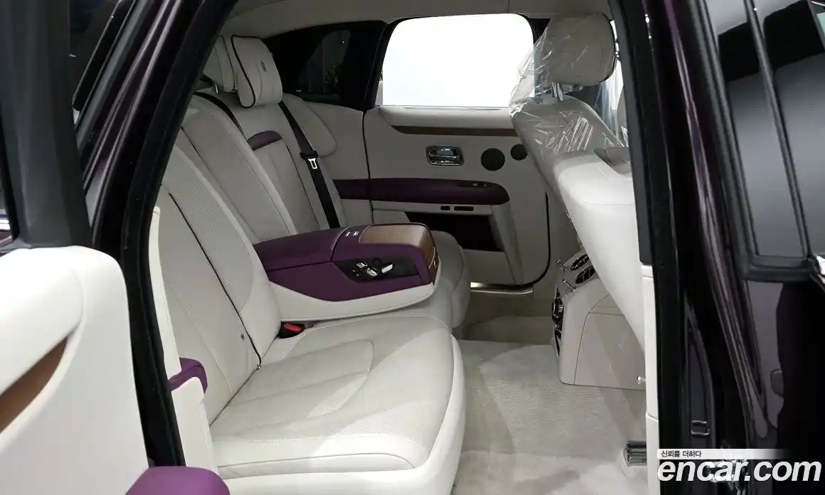 Rolls-Royce Ghost 2023 6.7 Автомат в Москве № 418279, фото 12