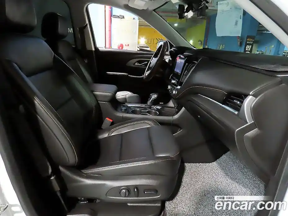 Chevrolet Traverse 2021 3.6 Автомат в Москве № 421986, фото 12