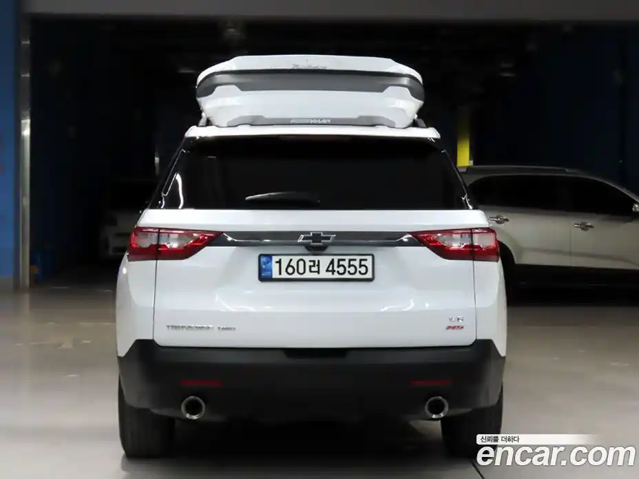 Chevrolet Traverse 2021 3.6 Автомат в Москве № 421986, фото 4