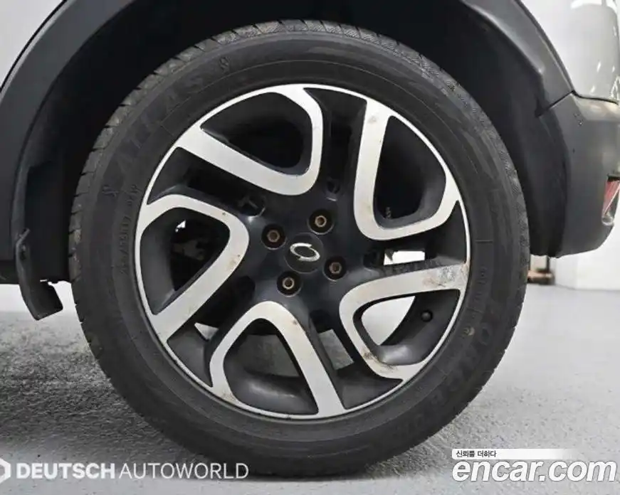 Renault QM3 2014 1.5 Автомат в Москве № 424437, фото 19