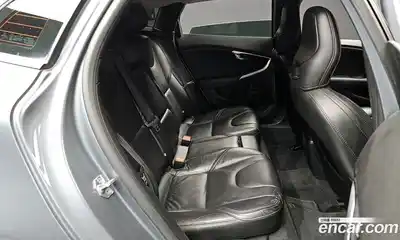 Volvo V40 2018 2.0 Автомат в Москве № 430180, миниатюра 12