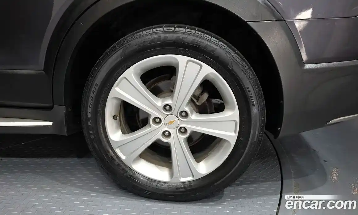 Chevrolet Captiva 2015 2.2 Автомат в Москве № 448726, фото 5