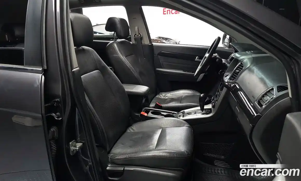 Chevrolet Captiva 2015 2.2 Автомат в Москве № 448726, фото 10