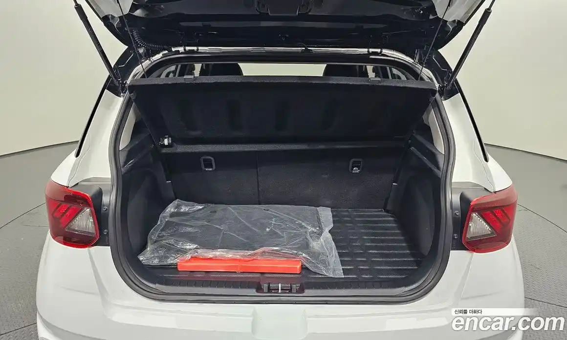 Hyundai Venue 2020 1.6 Автомат в Москве № 459260, фото 20