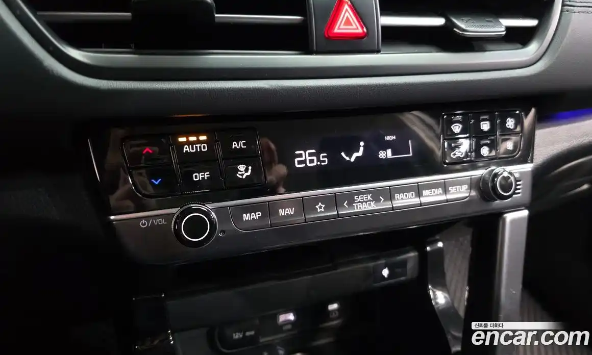 Kia Seltos 2024 1.6 Автомат в Москве № 459806, фото 16