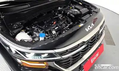 Kia Seltos 2024 1.6 Автомат в Москве № 459806, миниатюра 6