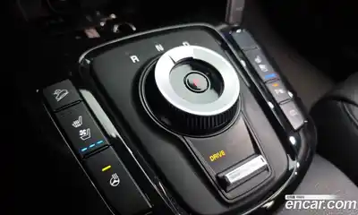 Kia Seltos 2024 1.6 Автомат в Москве № 459806, миниатюра 9