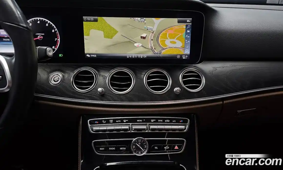 Mercedes-Benz E-Class 2019 2.0 Автомат в Москве № 467521, фото 15