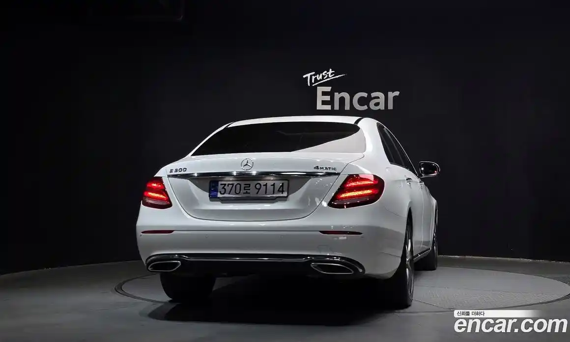 Mercedes-Benz E-Class 2019 2.0 Автомат в Москве № 467521, фото 4