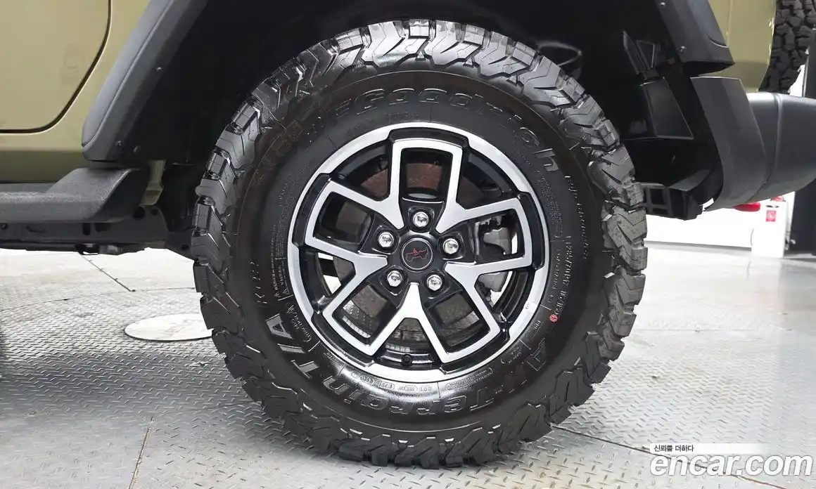 Jeep Wrangler 2025 2.0 Автомат в Москве № 472587, фото 4