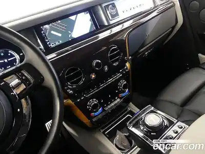 Rolls-Royce Phantom 2021 6.7 Автомат в Москве № 474823, миниатюра 11