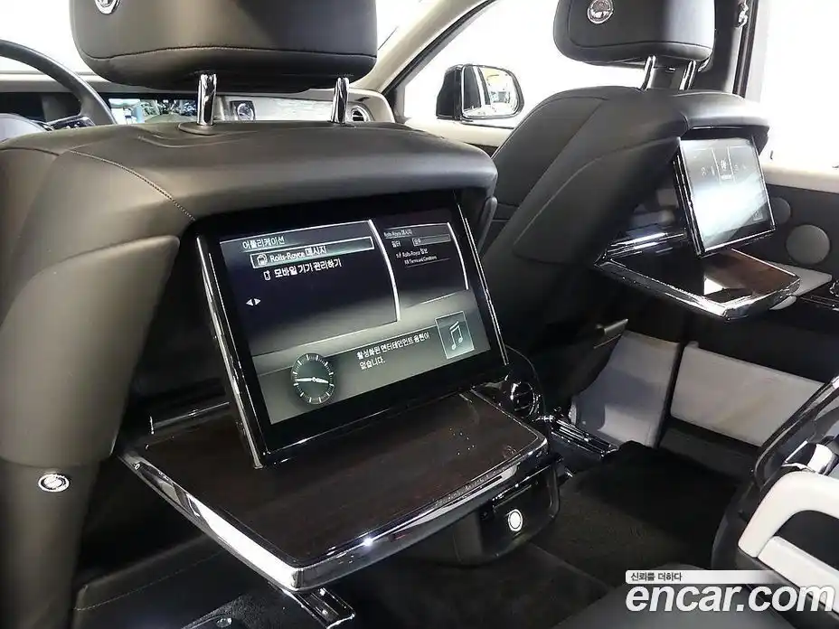 Rolls-Royce Phantom 2021 6.7 Автомат в Москве № 474823, фото 15