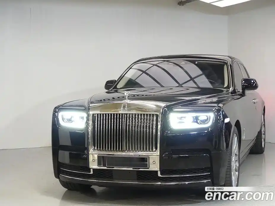 Rolls-Royce Phantom 2021 6.7 Автомат в Москве № 474823, фото 20