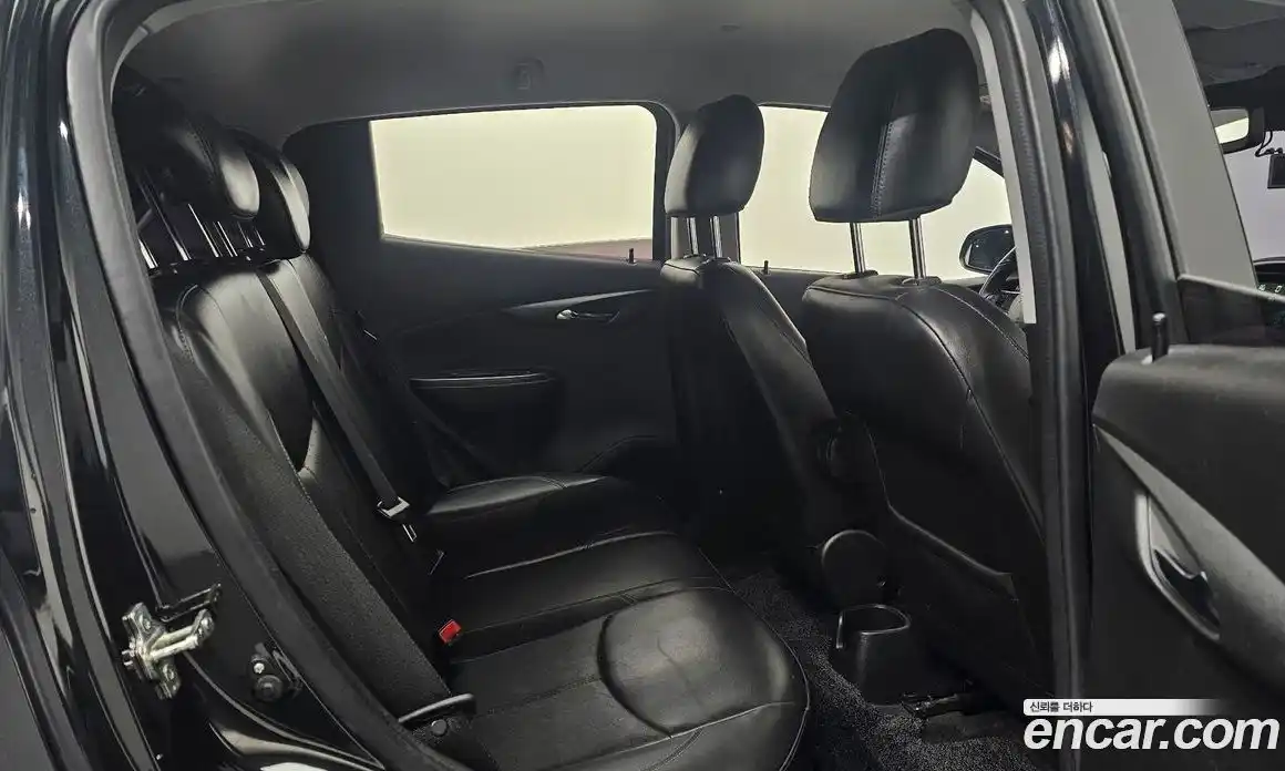 Chevrolet Spark 2016 1.0 Автомат в Москве № 492352, фото 12