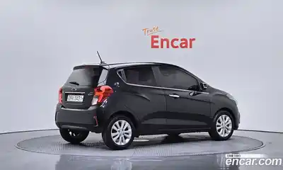 Chevrolet Spark 2016 1.0 Автомат в Москве № 492352, миниатюра 2