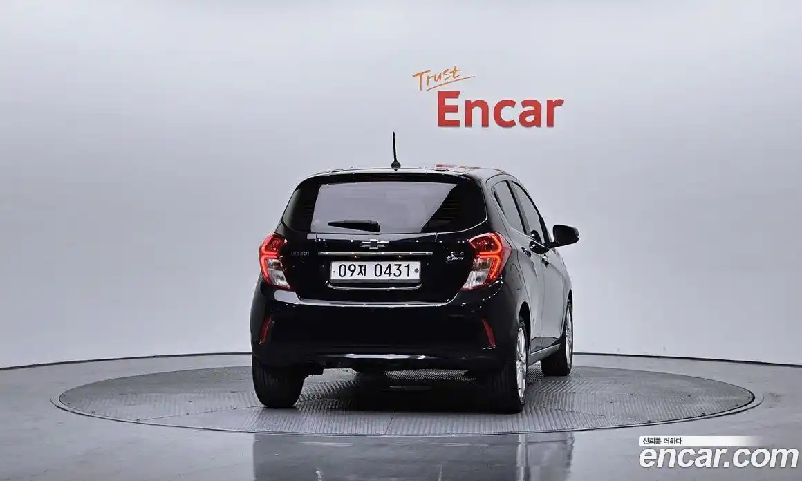 Chevrolet Spark 2016 1.0 Автомат в Москве № 492352, фото 4