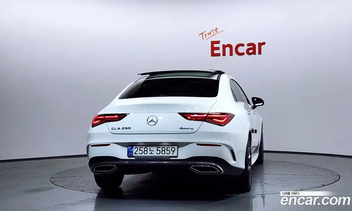 Mercedes-Benz CLA-Class 2021 2.0 Автомат в Москве № 494256, фото 4