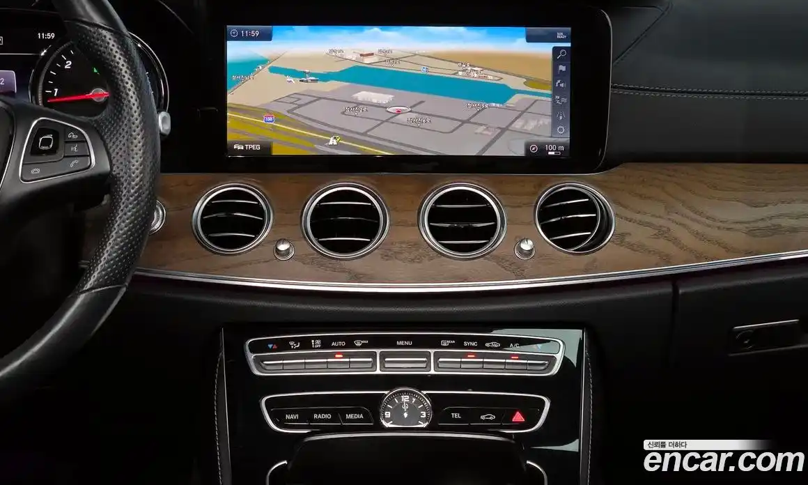 Mercedes-Benz E-Class 2018 1.9 Автомат в Москве № 495063, фото 14