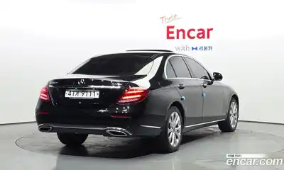 Mercedes-Benz E-Class 2018 1.9 Автомат в Москве № 495063, миниатюра 2