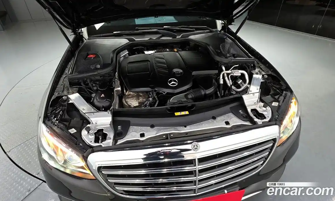 Mercedes-Benz E-Class 2018 1.9 Автомат в Москве № 495063, фото 6