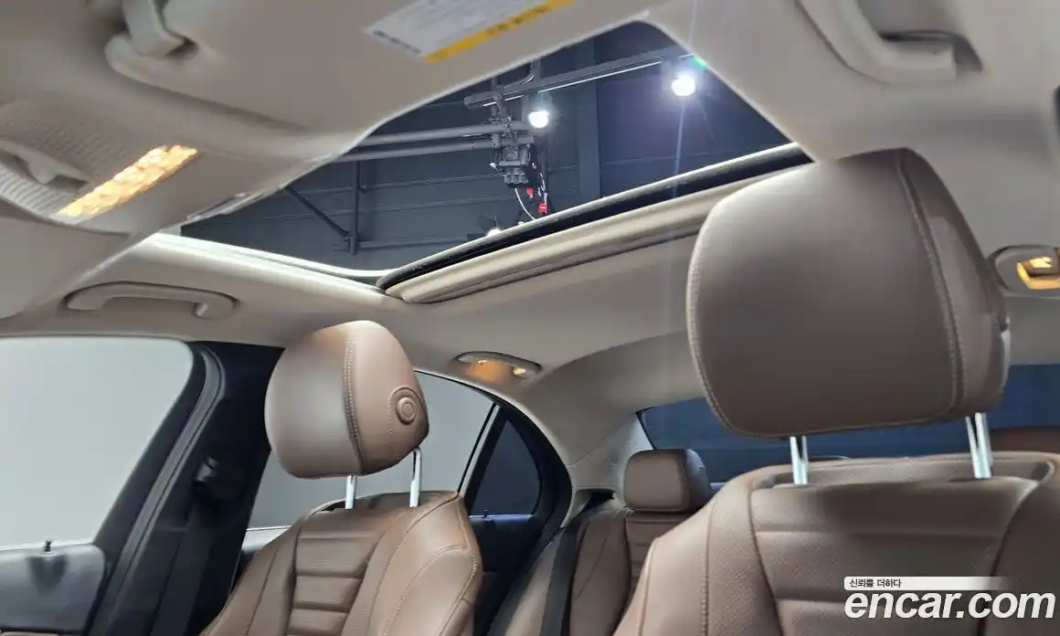 Mercedes-Benz E-Class 2019 2.0 Автомат в Москве № 495974, фото 19