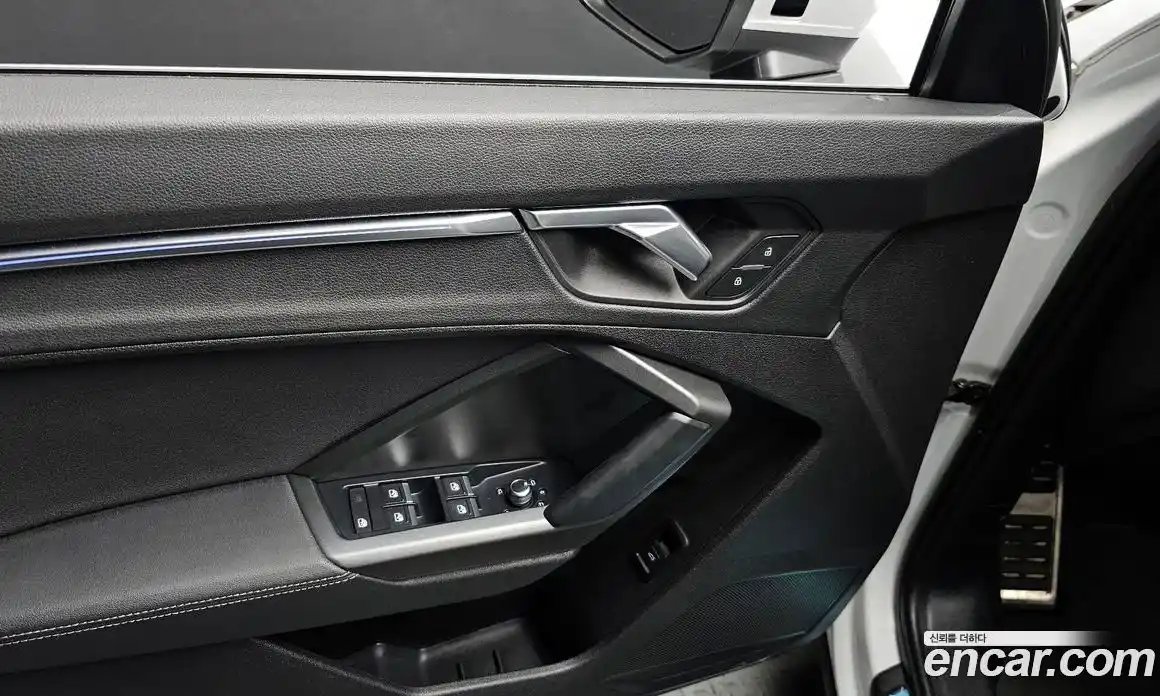 Audi Q3 2020 2.0 Автомат в Москве № 496559, фото 17