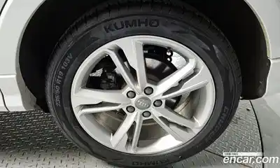 Audi Q3 2020 2.0 Автомат в Москве № 496559, миниатюра 5