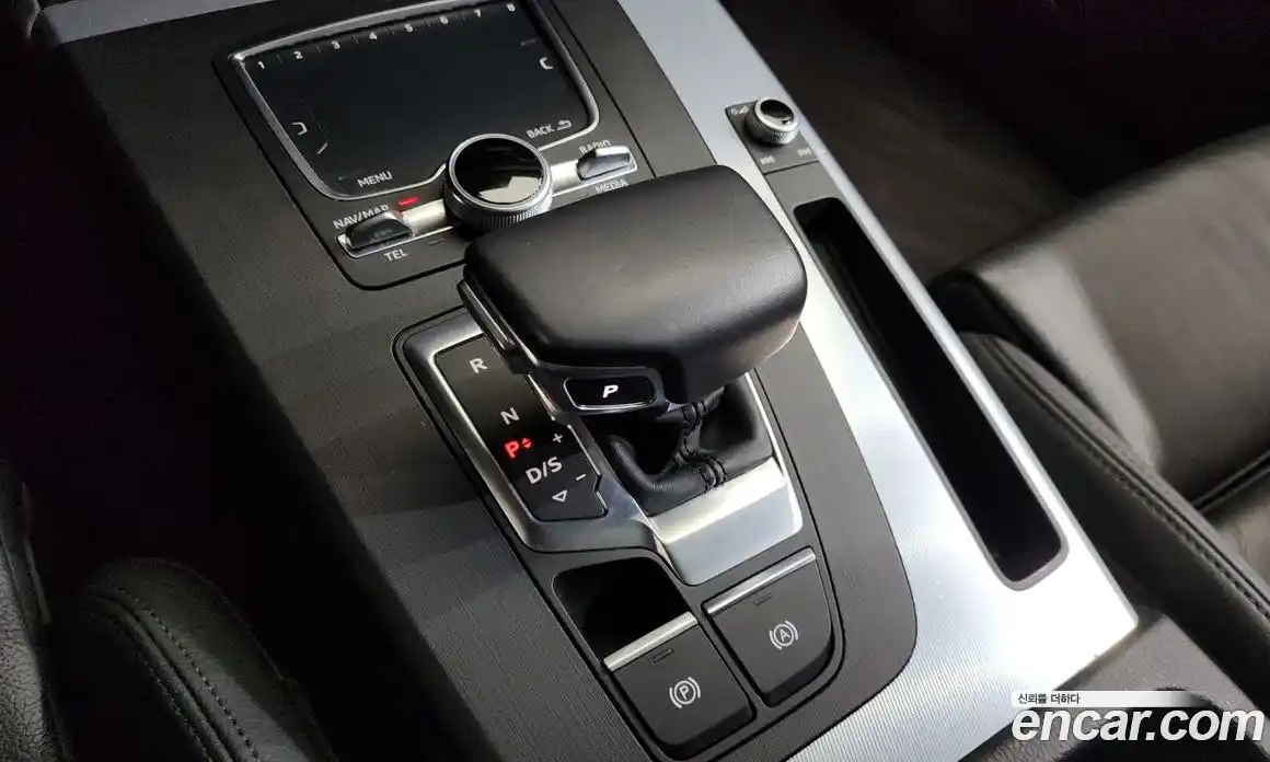 Audi Q5 2020 2.0 Автомат в Москве № 496564, фото 9