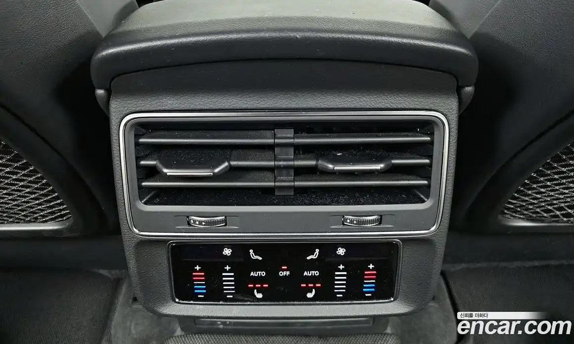 Audi Q8 2021 3.0 Автомат в Москве № 496769, фото 17