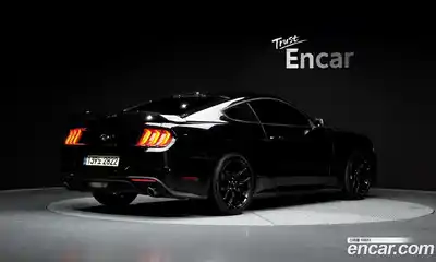 Ford Mustang 2018 2.3 Автомат в Москве № 499132, миниатюра 2