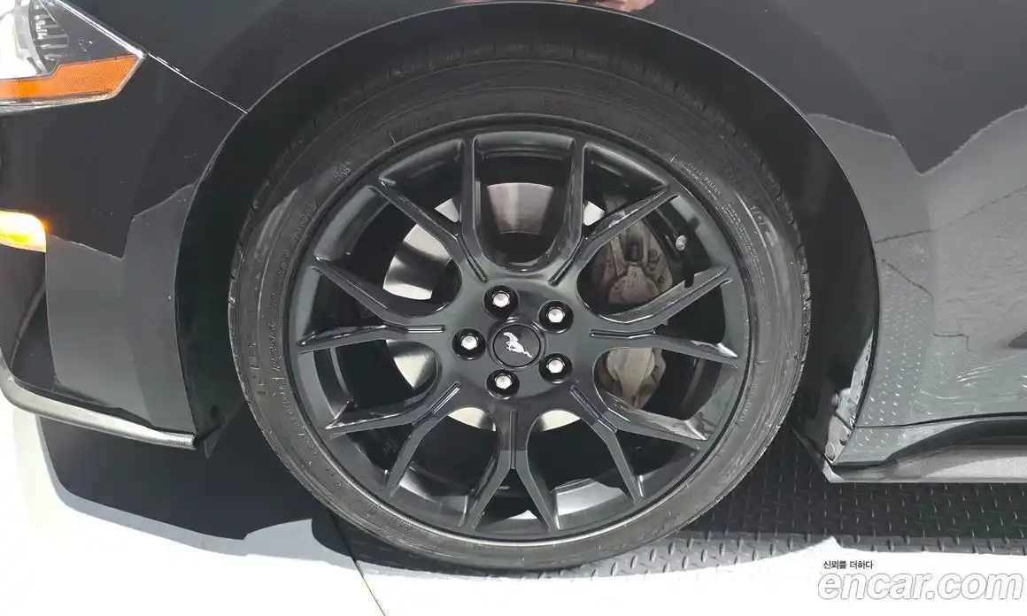 Ford Mustang 2018 2.3 Автомат в Москве № 499132, фото 5