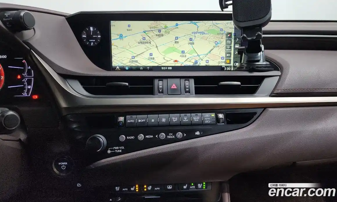 Lexus ES 2019 2.5 Автомат в Москве № 499650, фото 15