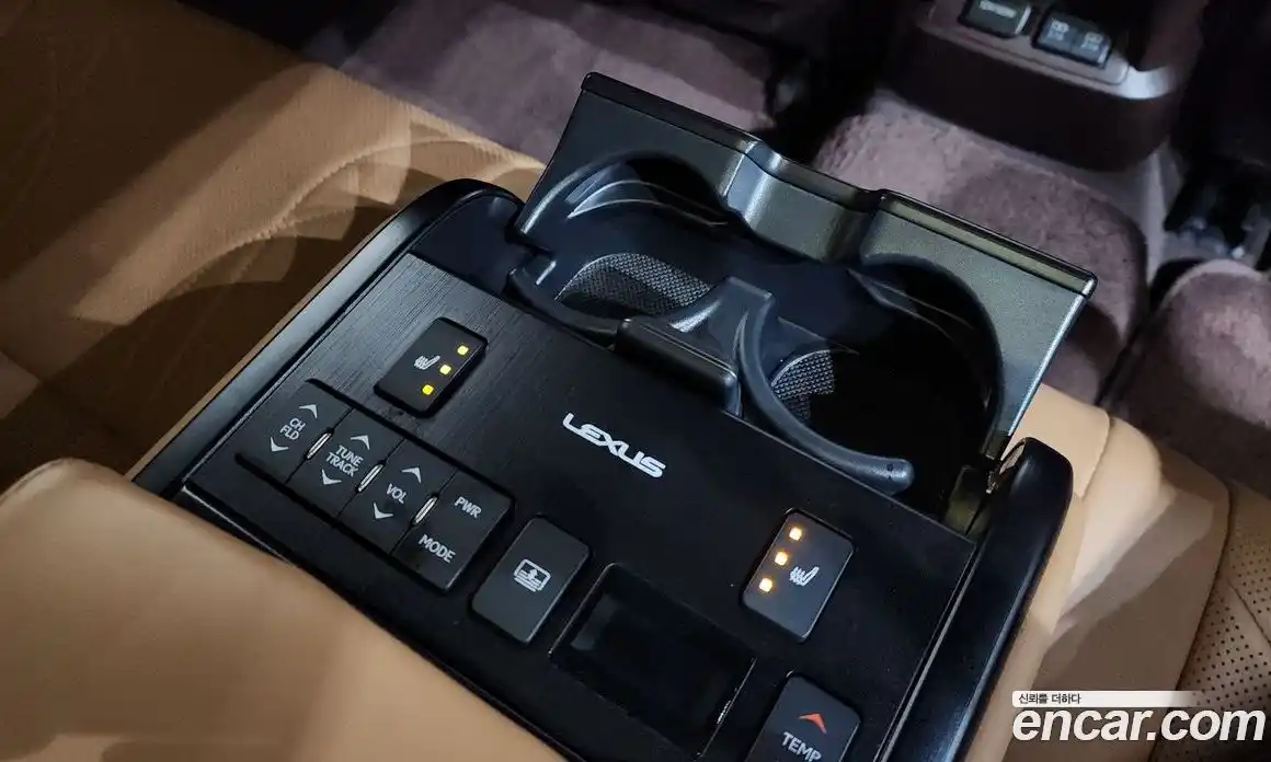 Lexus ES 2019 2.5 Автомат в Москве № 499650, фото 19