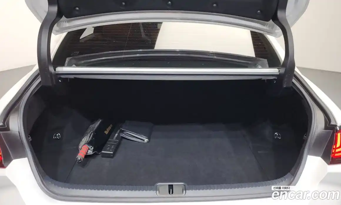 Lexus ES 2019 2.5 Автомат в Москве № 499650, фото 20