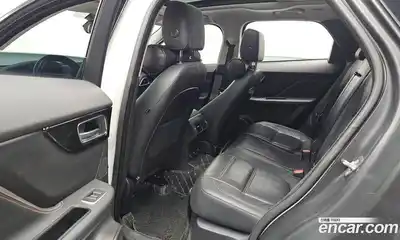 Jaguar F-Pace 2017 2.0 Автомат в Москве № 500306, миниатюра 11