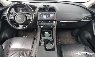 Jaguar F-Pace 2017 2.0 Автомат в Москве № 500306, миниатюра 6