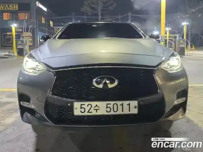 Infiniti Q30, 2017