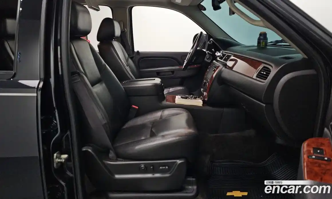 Chevrolet Surburban 2013 5.3 Автомат в Москве № 500970, фото 11