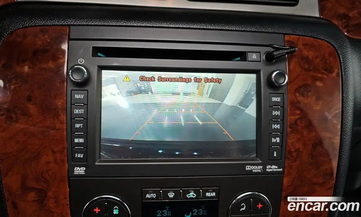 Chevrolet Surburban 2013 5.3 Автомат в Москве № 500970, фото 15