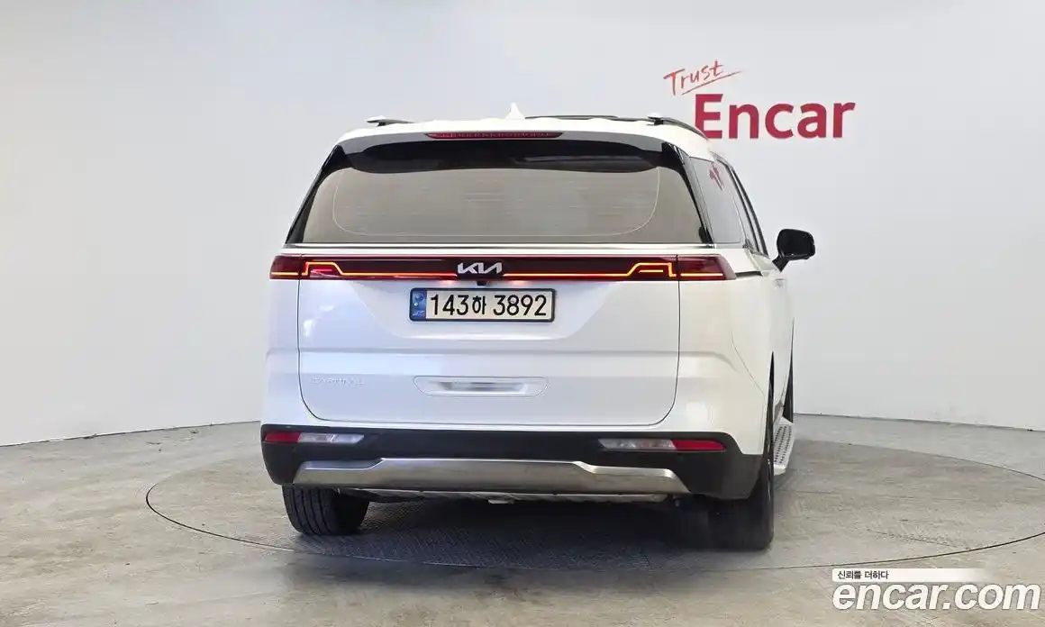 Kia Canival 2023 2.2 Автомат в Москве № 50352, фото 11