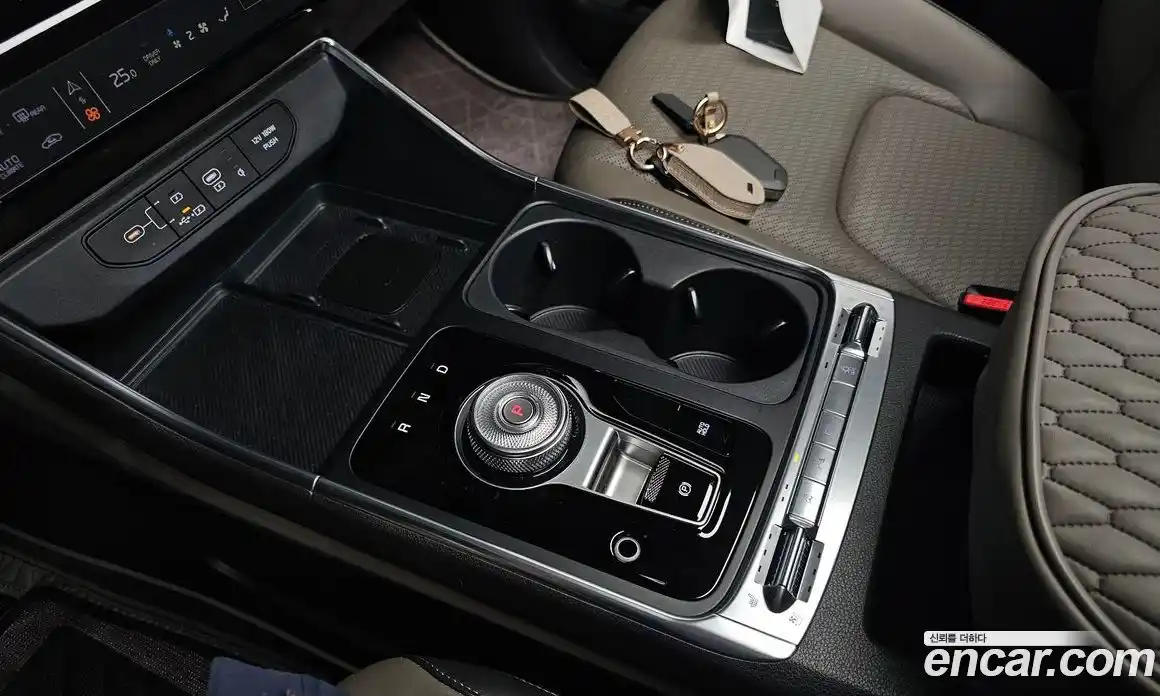 Kia Canival 2025 1.6 Автомат в Москве № 51466, фото 18