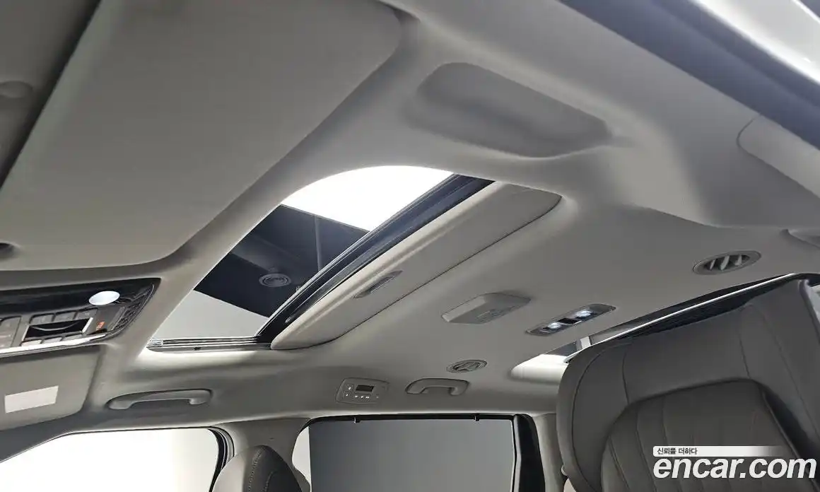 Kia Canival 2025 1.6 Автомат в Москве № 51466, фото 3